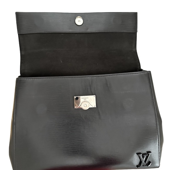 Louis Vuitton Cluny Top Handle purse - Picture 8 of 15